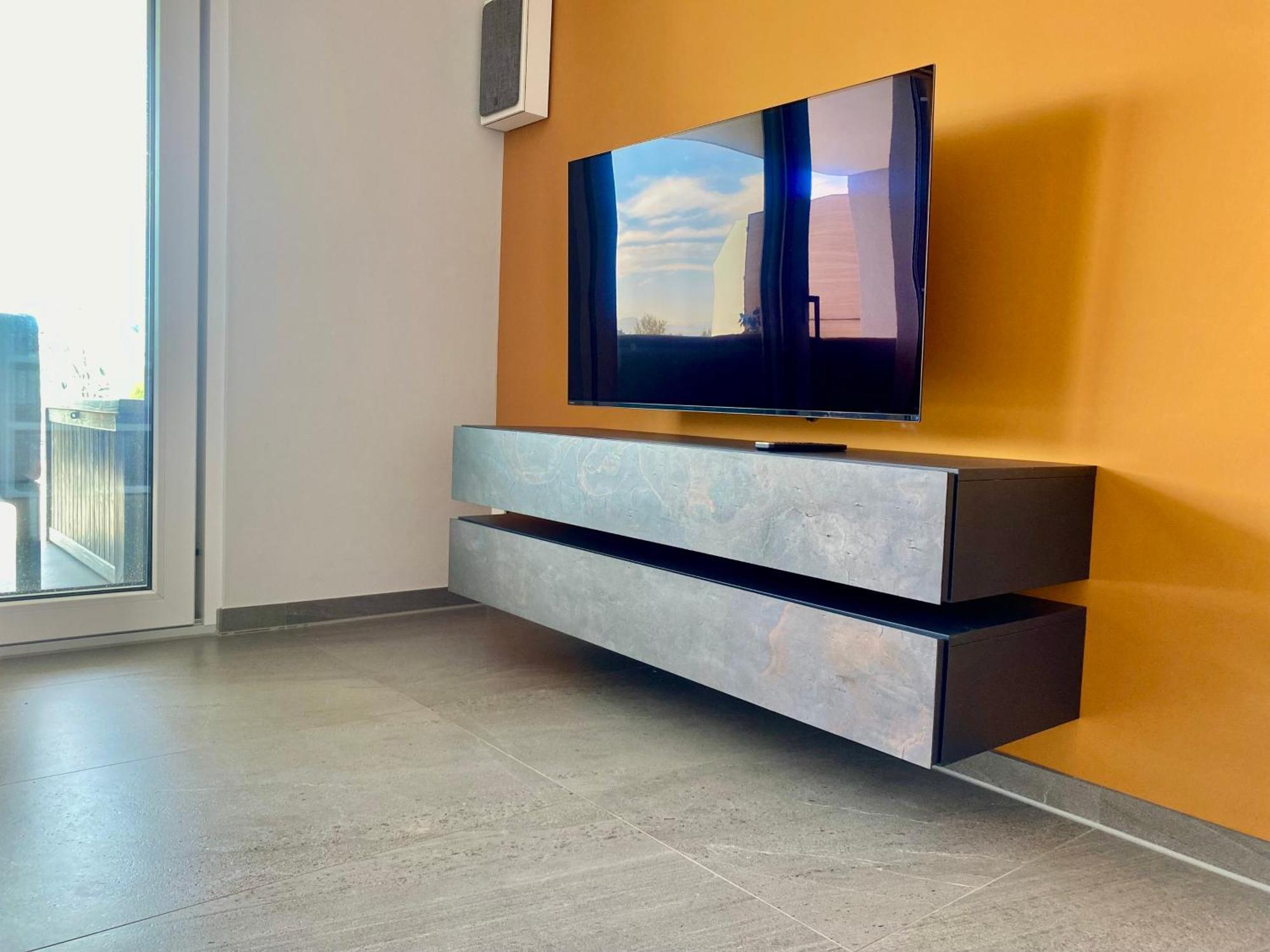 Penthouse Apartment Mit Alpenblick ฟรีดริชส์ฮาเฟน ภายนอก รูปภาพ