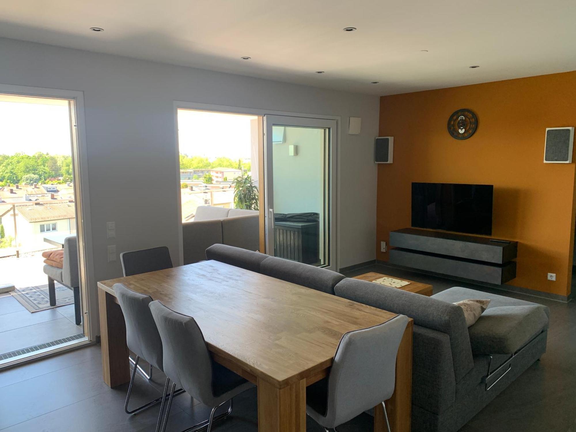 Penthouse Apartment Mit Alpenblick ฟรีดริชส์ฮาเฟน ภายนอก รูปภาพ
