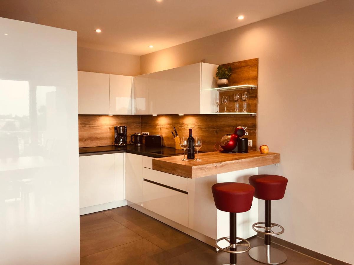 Penthouse Apartment Mit Alpenblick ฟรีดริชส์ฮาเฟน ภายนอก รูปภาพ